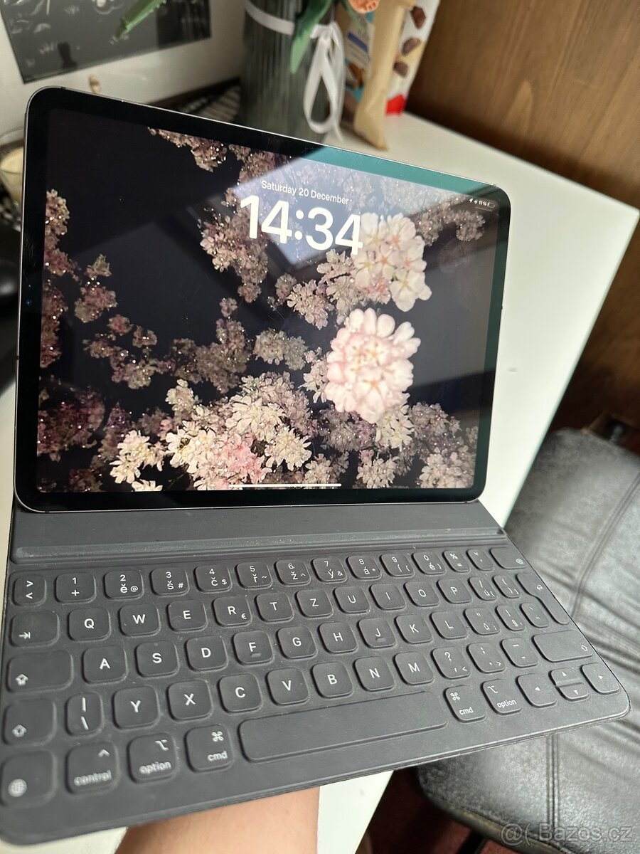iPad Pro 11” 512 GB + Magic Keyboard + Pencil 2 - 3