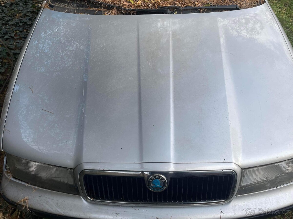 škoda octavia 1,6i DÍLY - 3