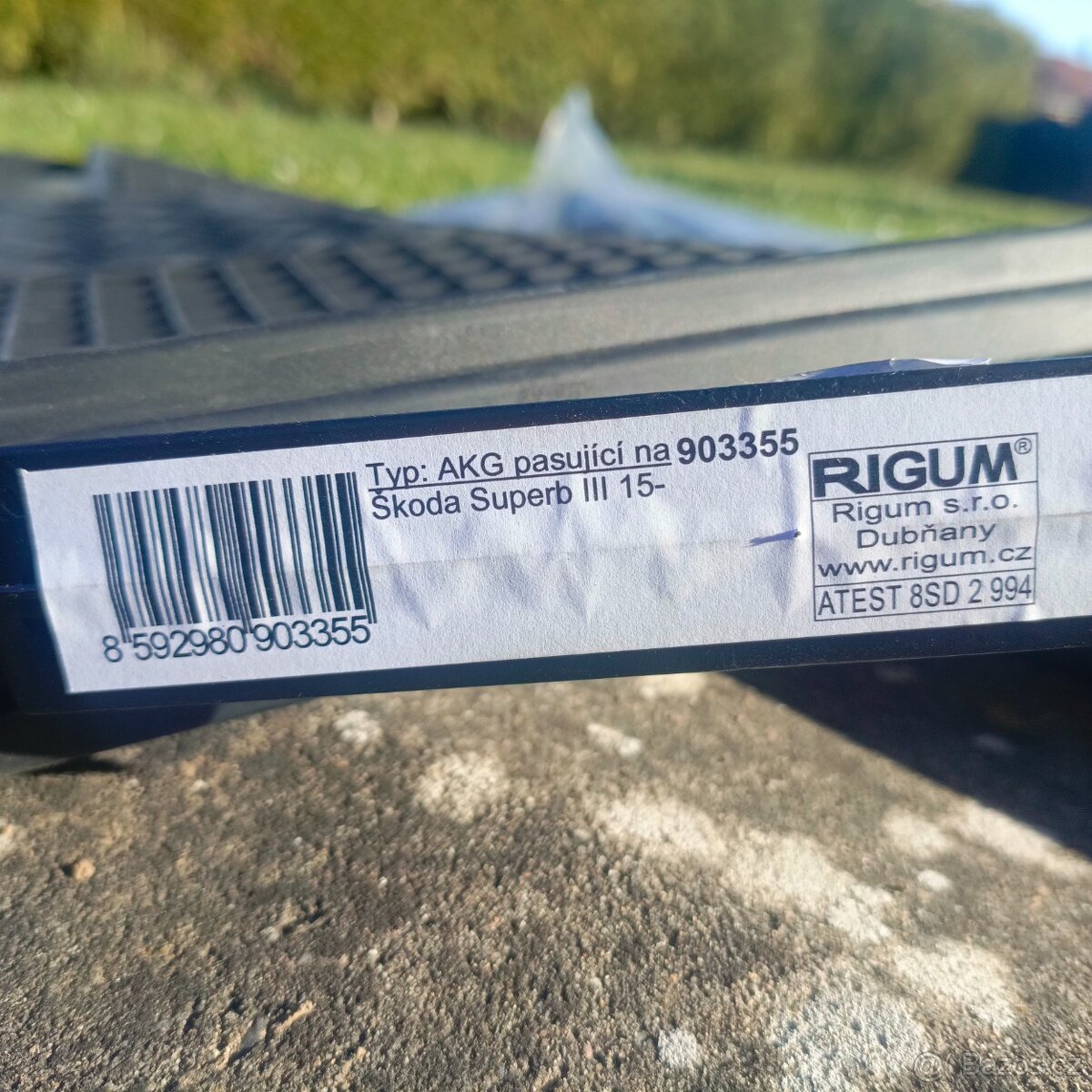 Koberečky a plastová vana do Superb combi 3 - 3