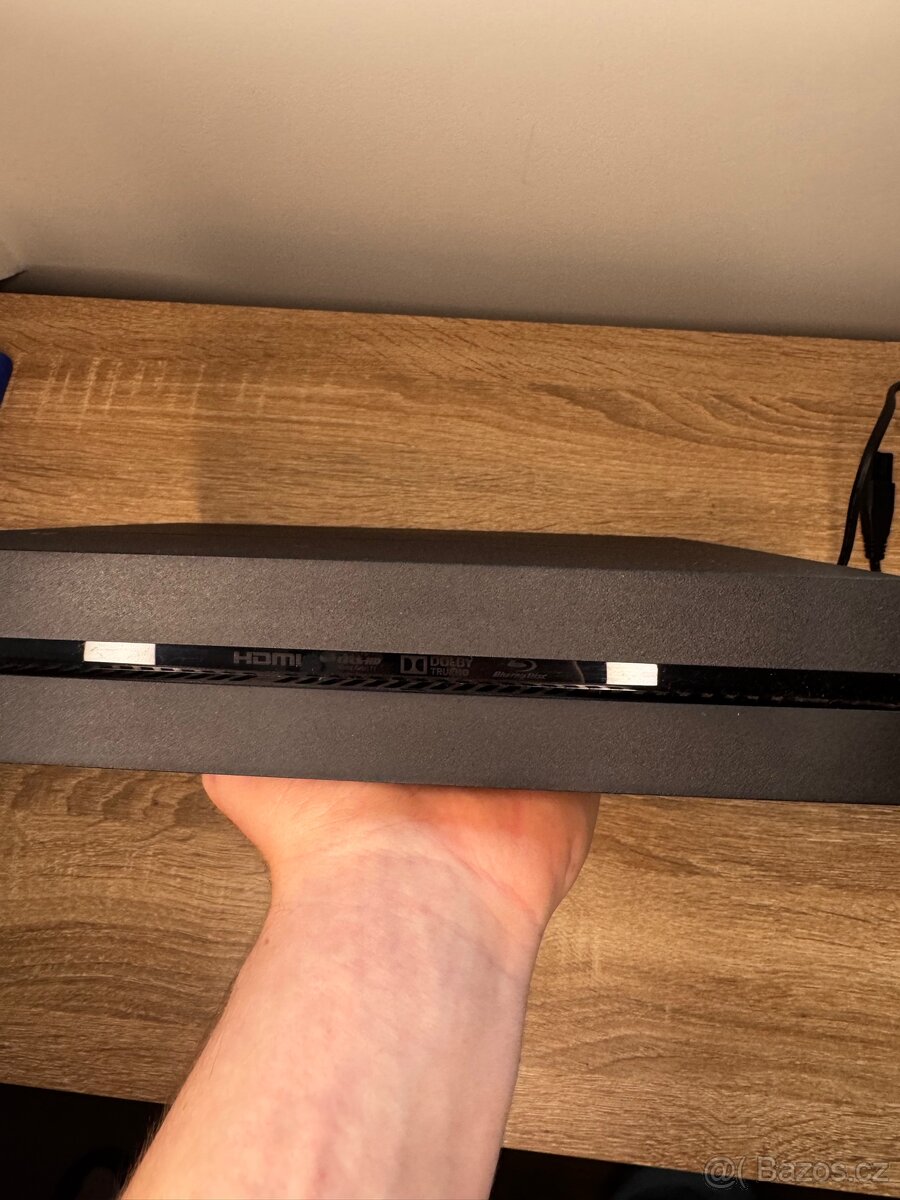 PS4 500GB + Just Cause 4 + klávesnice, myš, sluchátka - 3