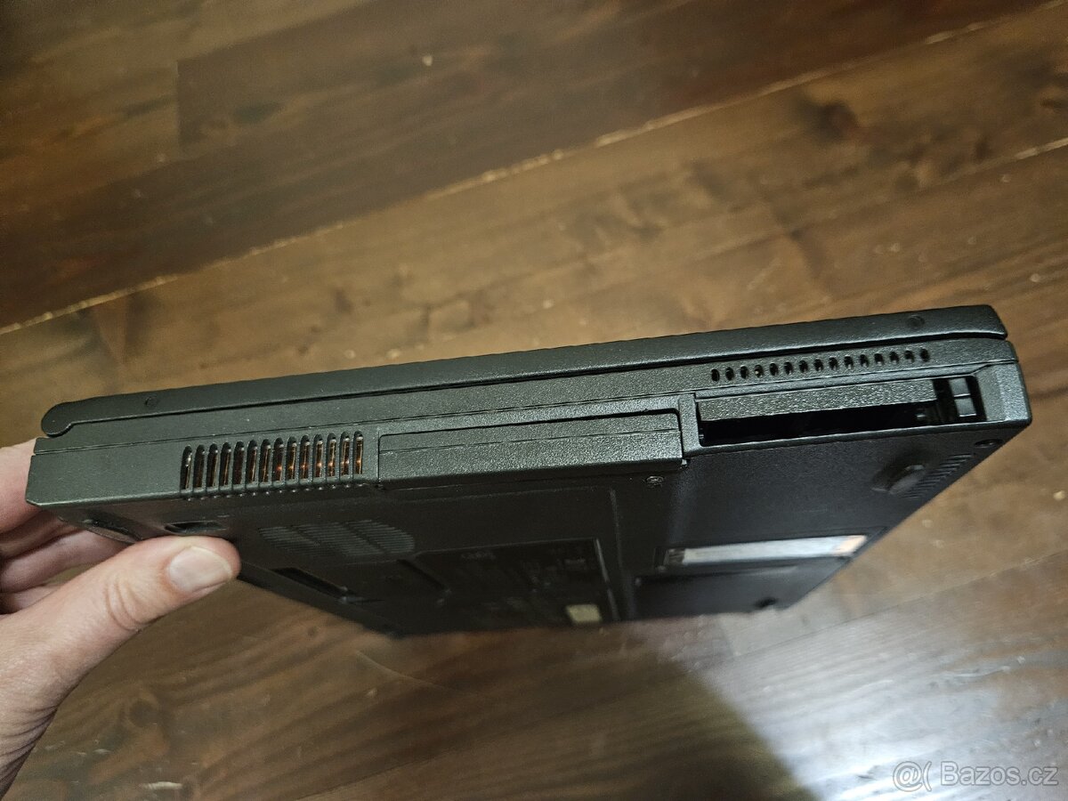 Compaq Evo N610c - 3