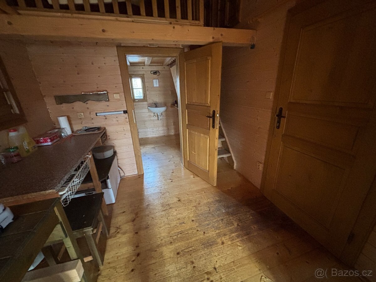 Domek 8x3 m na zahradu, k rybníku apod. MOBILNÍ - 3