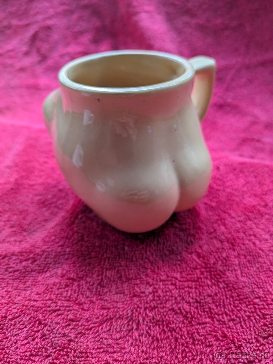 Prsatý hrnek a váza - 3