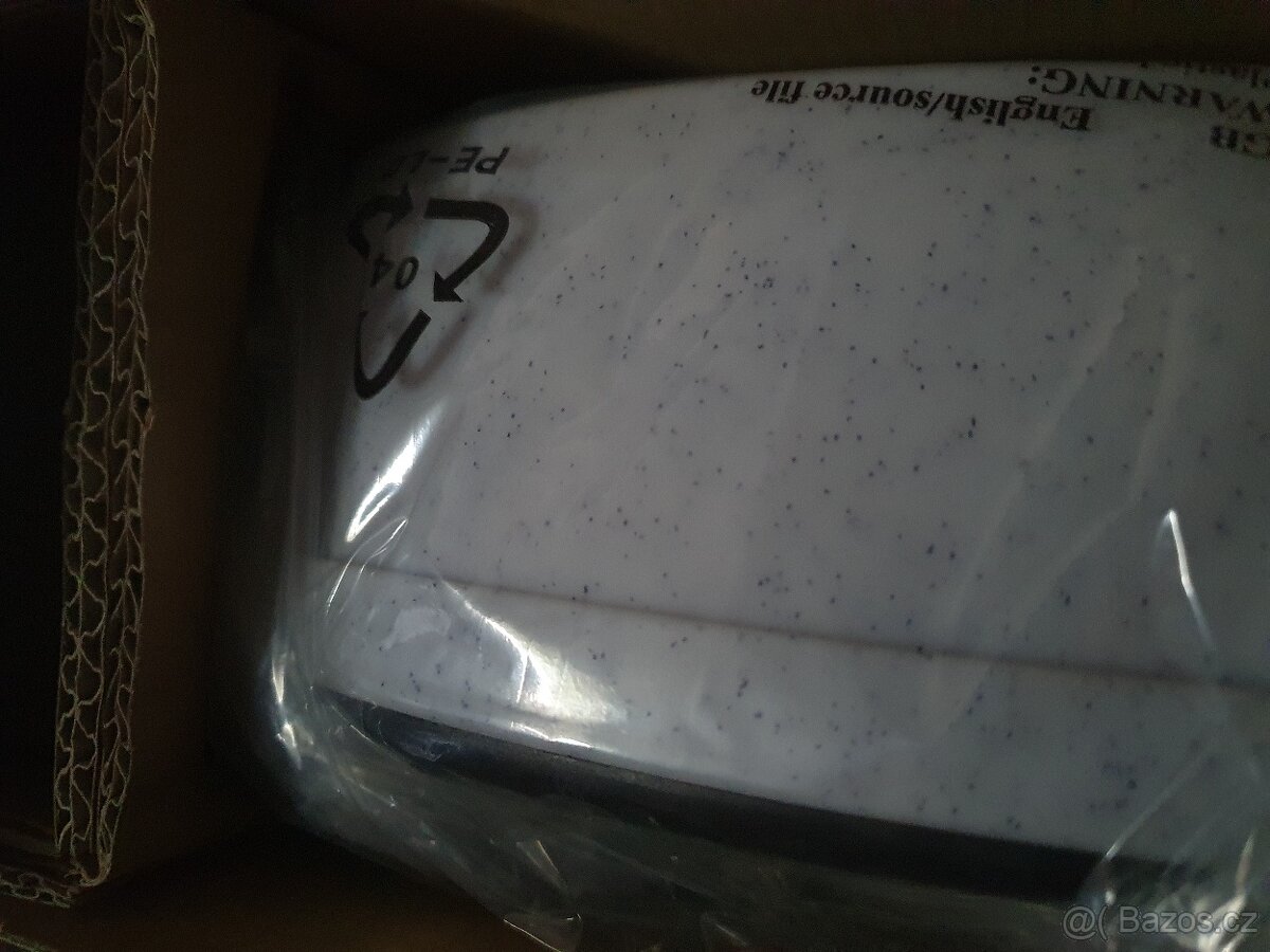 Automatická miska na krmení domácích zvířat - 3