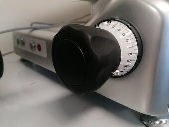 Nářezový stroj La Minerva G5 - 3