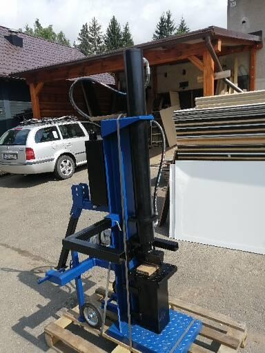 Štípačka za traktor a malo traktor - 3