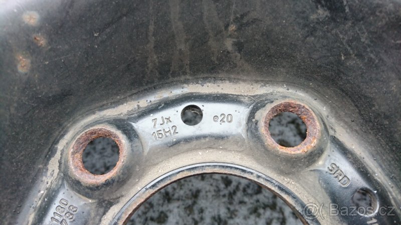 BMW E34 plechové disky 15" - 3