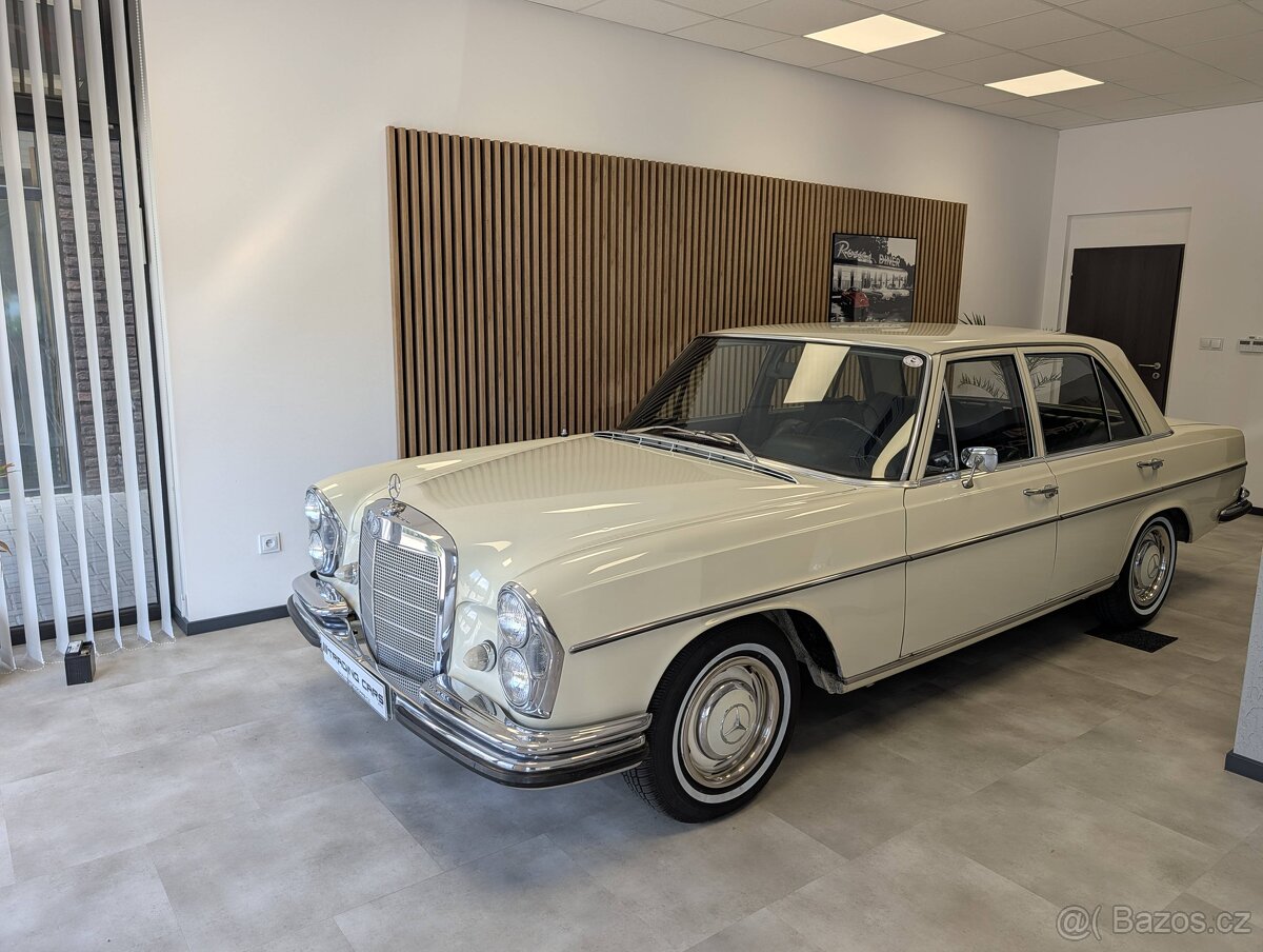 Mercedes-Benz 250S W108 - 3