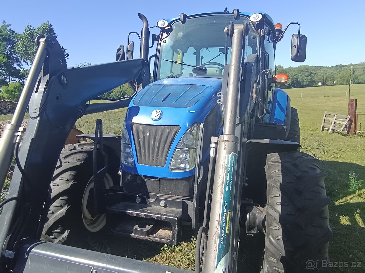 New Holland traktor - 3