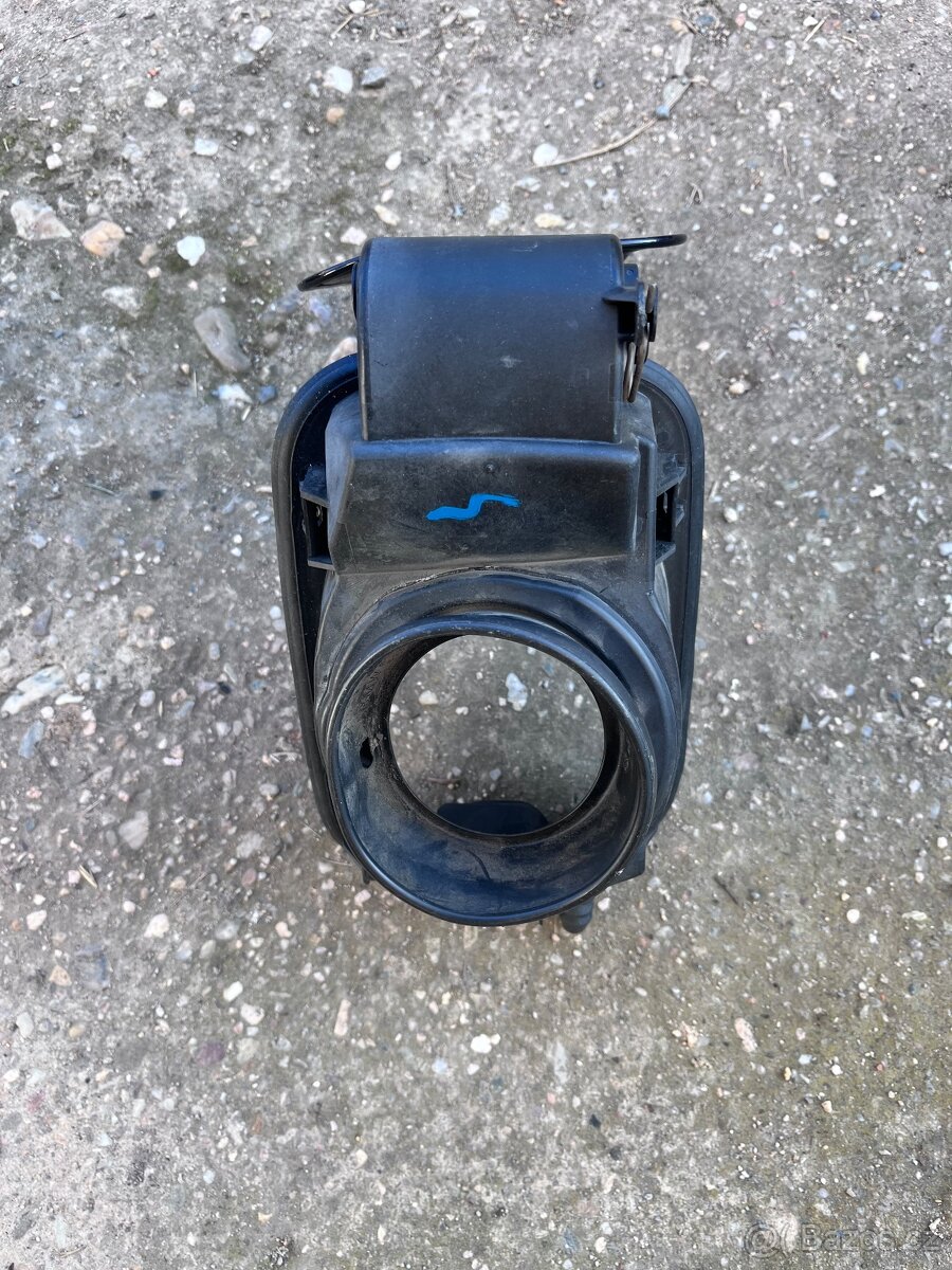 Prodám víčko nádrže BMW E60 - 3