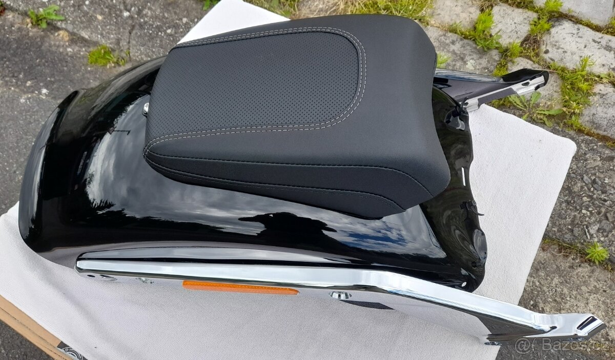 HARLEY DAVIDSON® 2024 Breakout™ 117 - 3