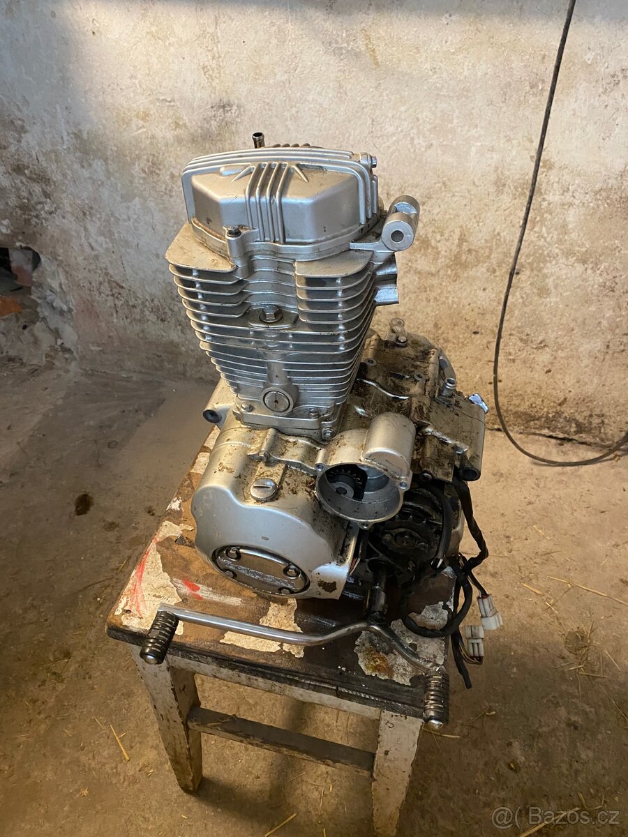 Bashan 200 motor