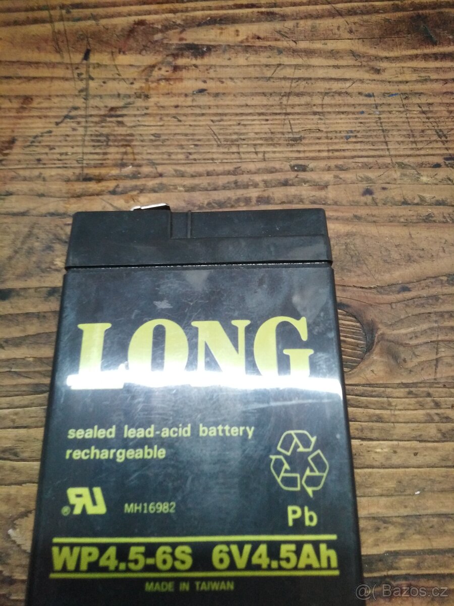 prodám baterii do svítilny EMOS - 3