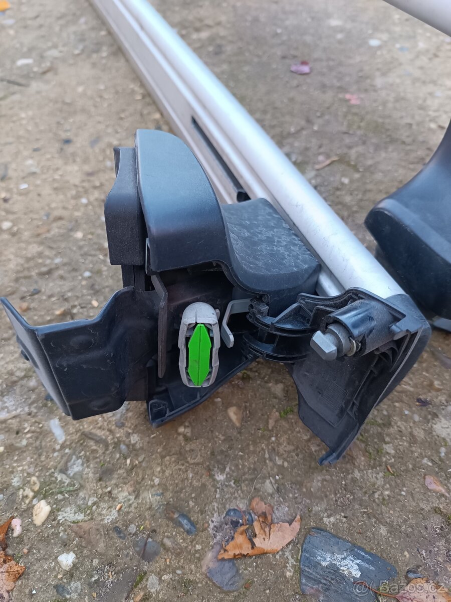 Příčníky Thule na Mondeo - 3