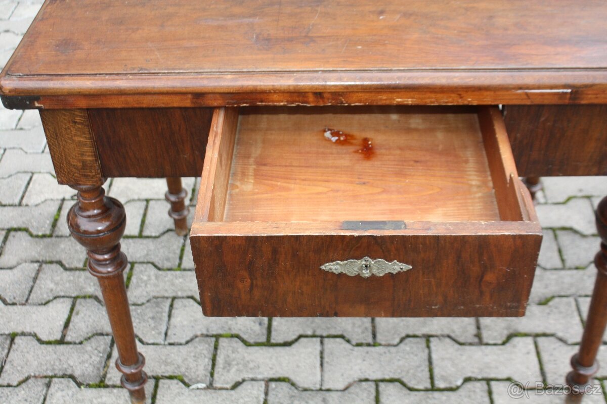Starožitný stůl - 3