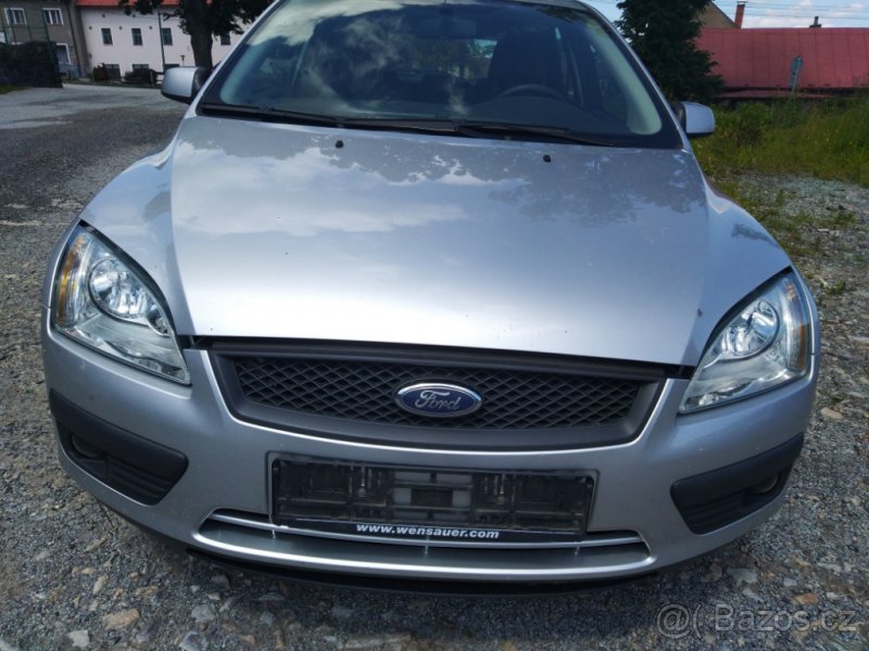 Ford Focus II 1,6 16V 74kW, r. v. 2006 - náhradní díly - 3