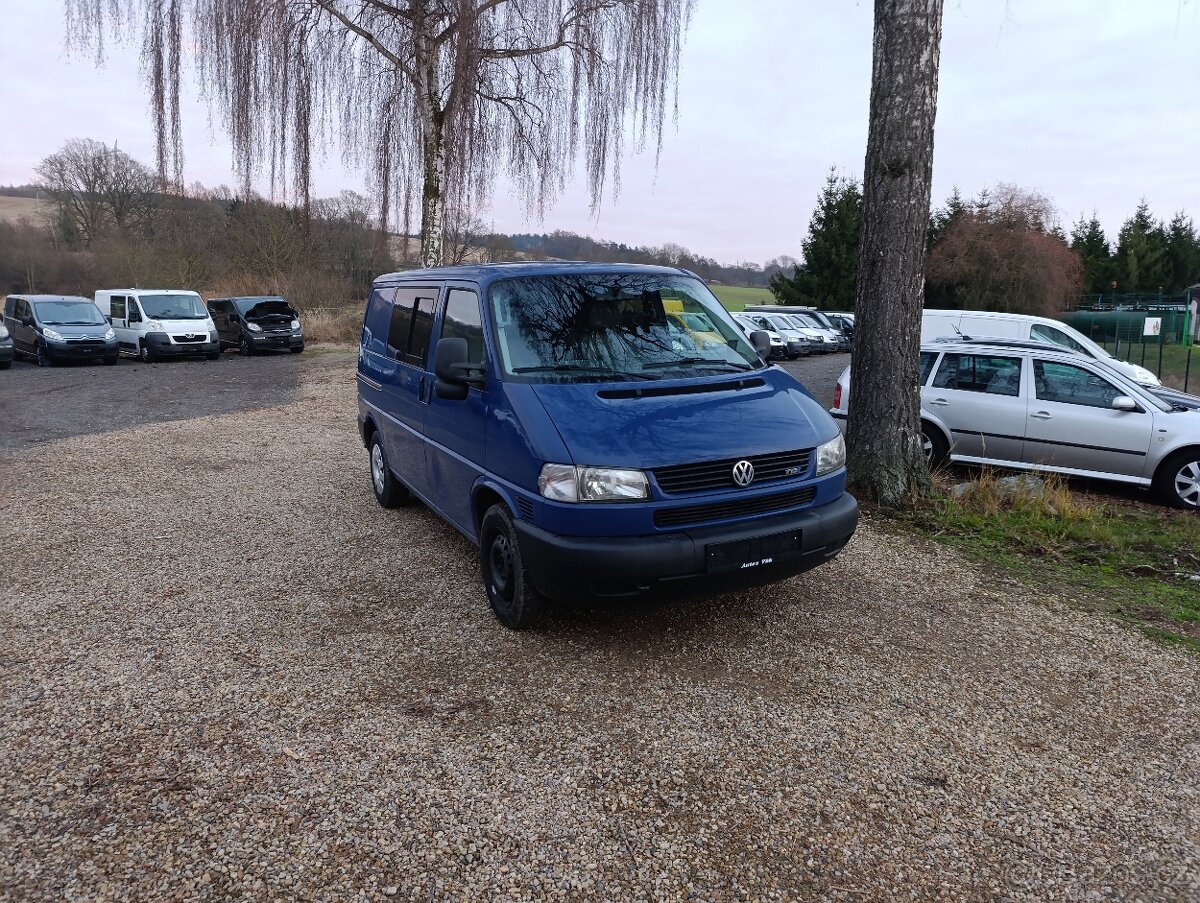 Volkswagen Transporter 2.5 TDi 75kw 5-9míst - 3