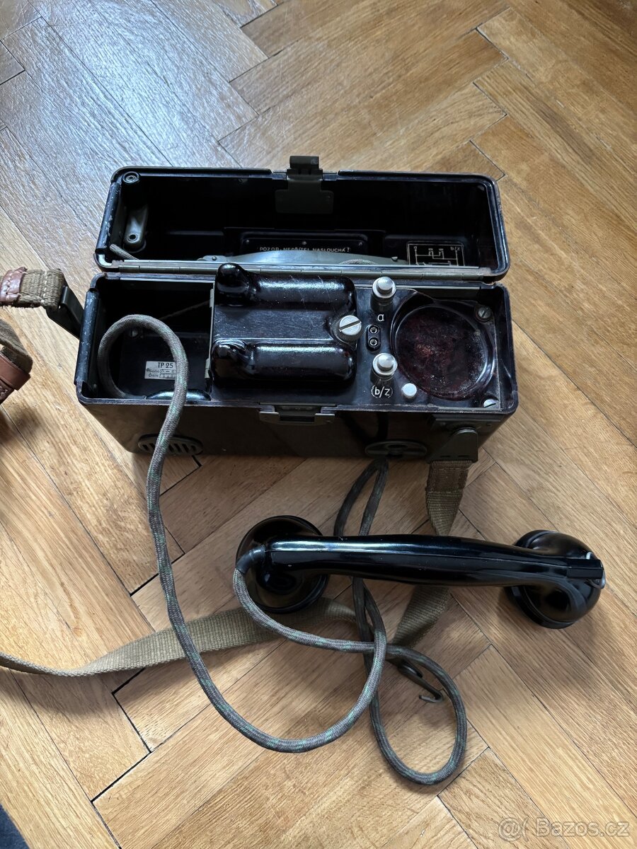 Polní telefon - TP25 - 3