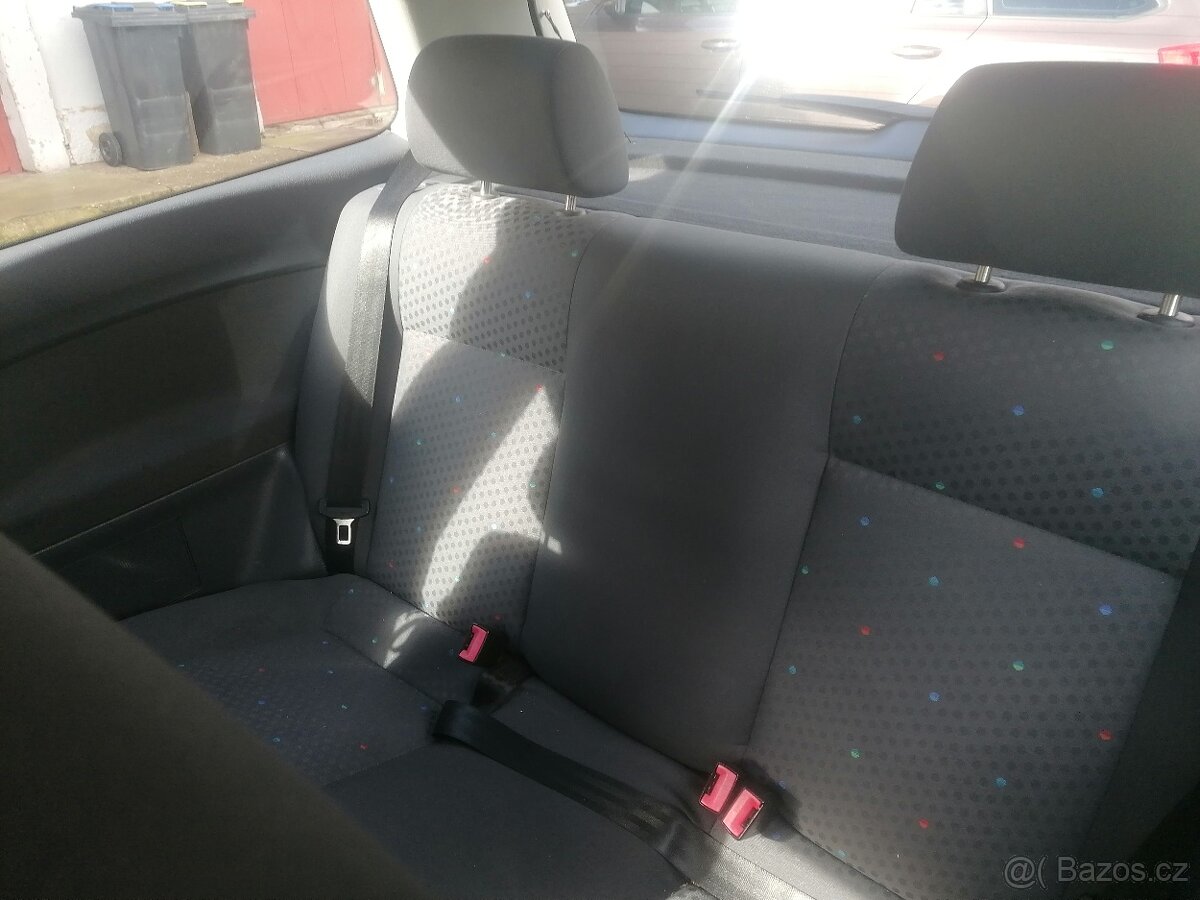 VW Polo 9N 1,4 TDi, 55KW - 3