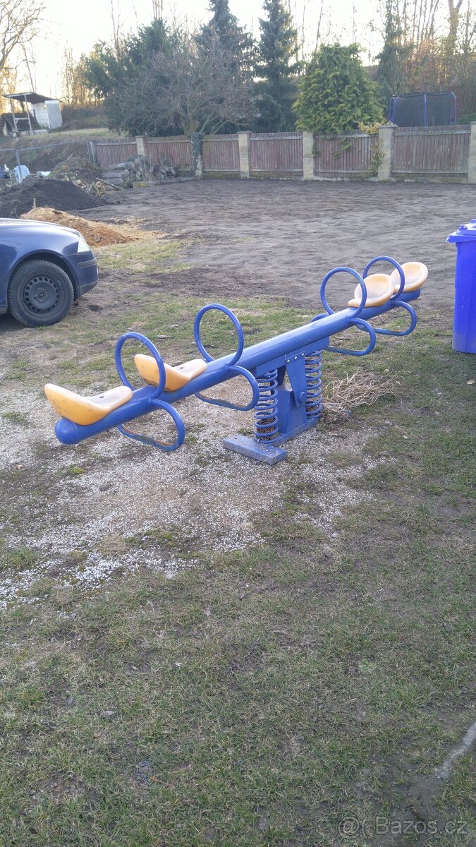 Houpačka překlápěcí pružinová - 3