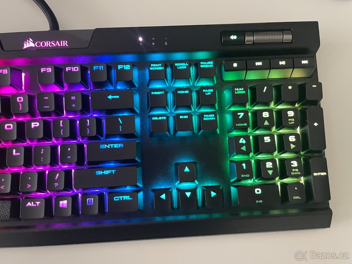 Corsair Gaming K70 RGB MK.2 - Cherry MX Silver - 3