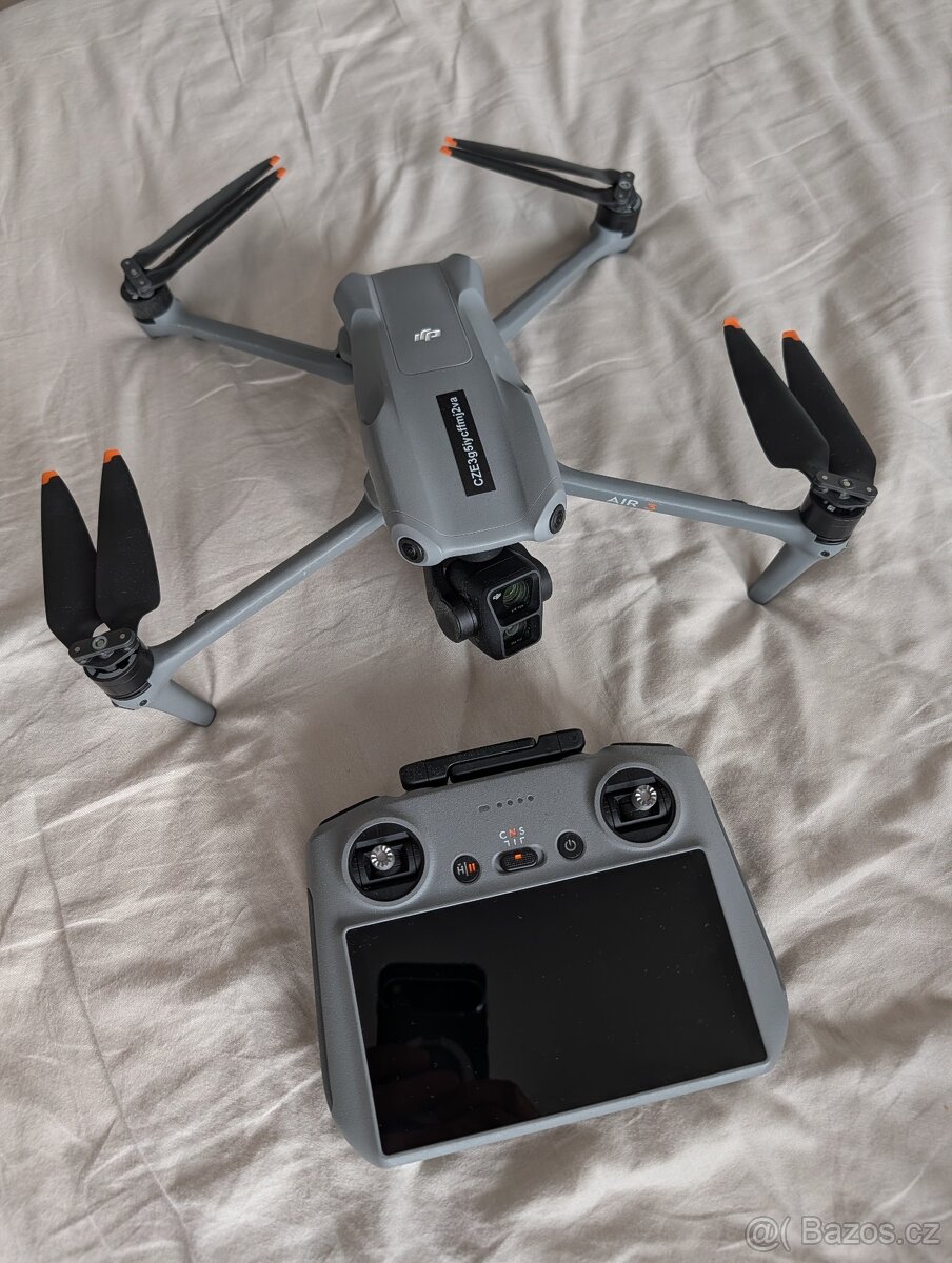 DJI Air 3 Fly More Combo (RC-2) - 3