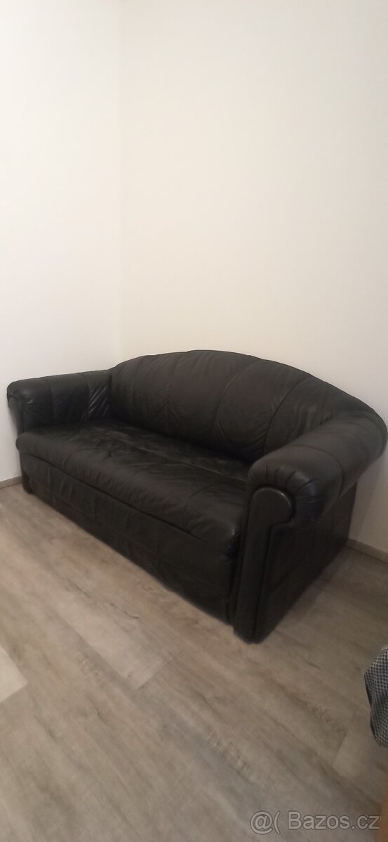 Kožená, rozkládací dvou sedačka - 3