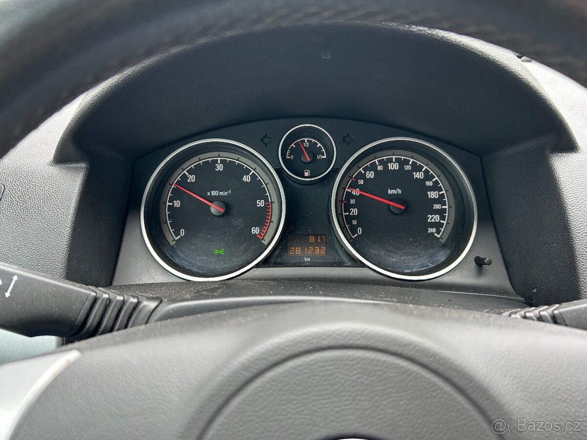 Astra 1.7 CDTI 2010 ČR - 3