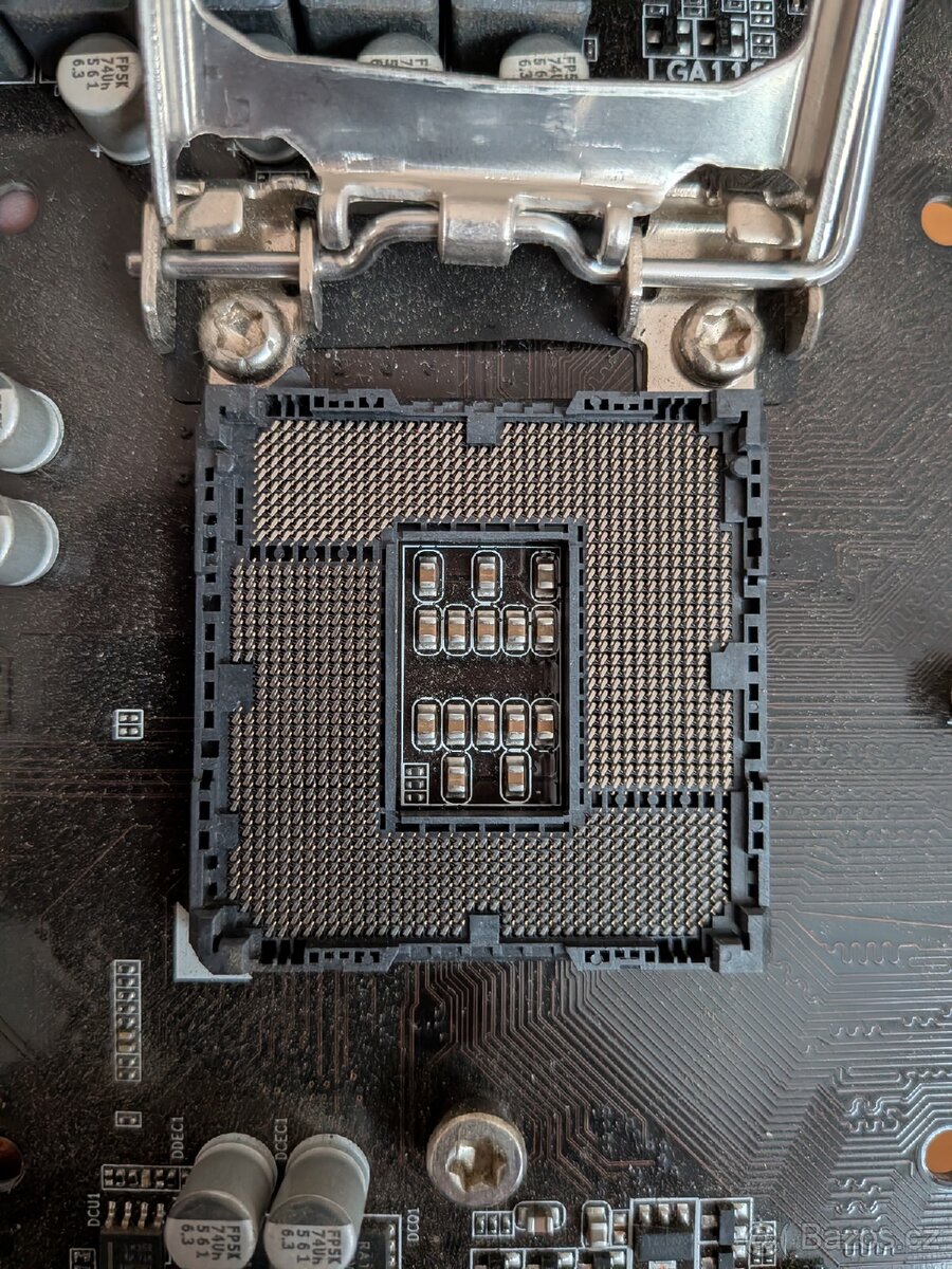 2× Gigabyte GA-H110-D3A – LGA1151, DDR4 - 3
