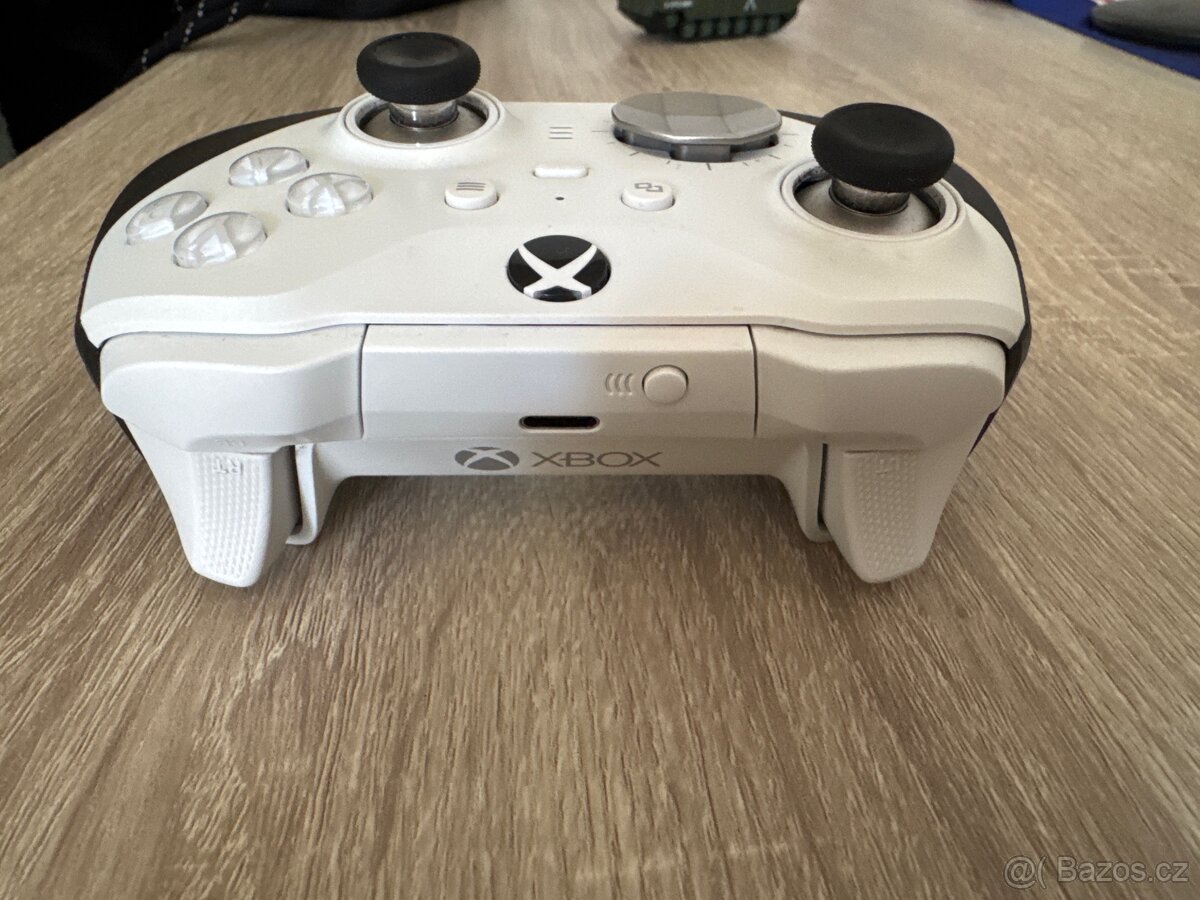 Prodám Ovladač- Xbox Elite Series - 3