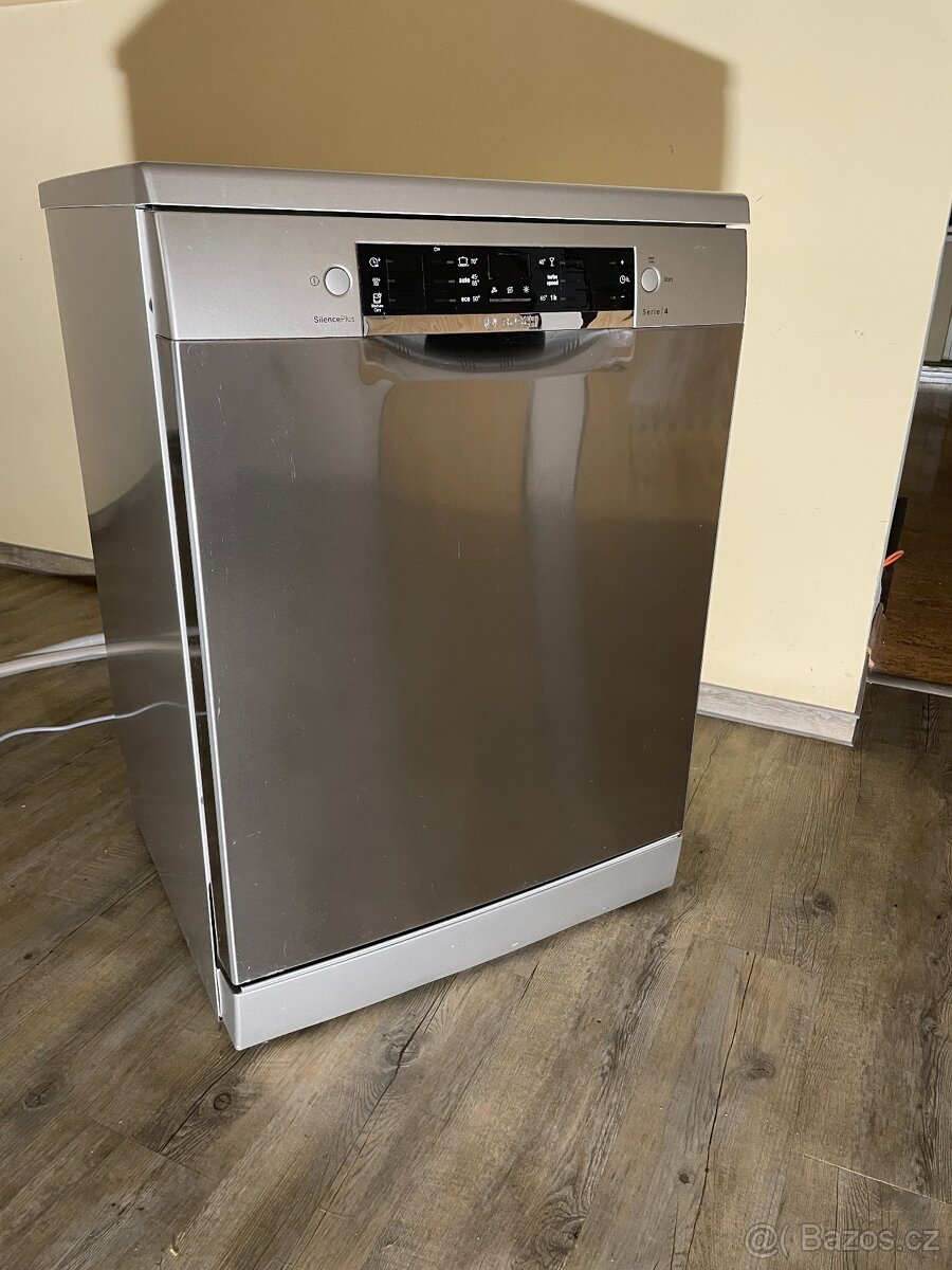 Myčka BOSCH 60cm - 3