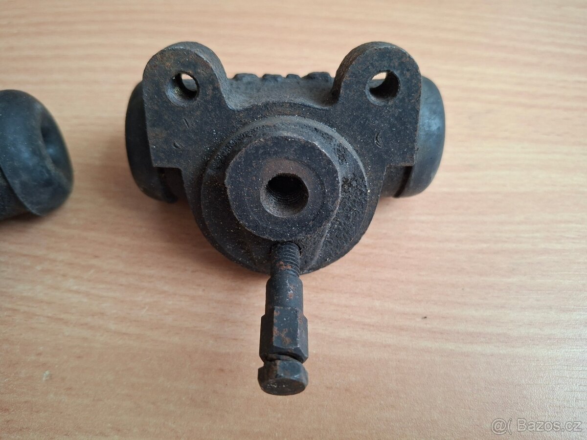 Brzdové válečky - Gaz 69, 21, 24 - 3
