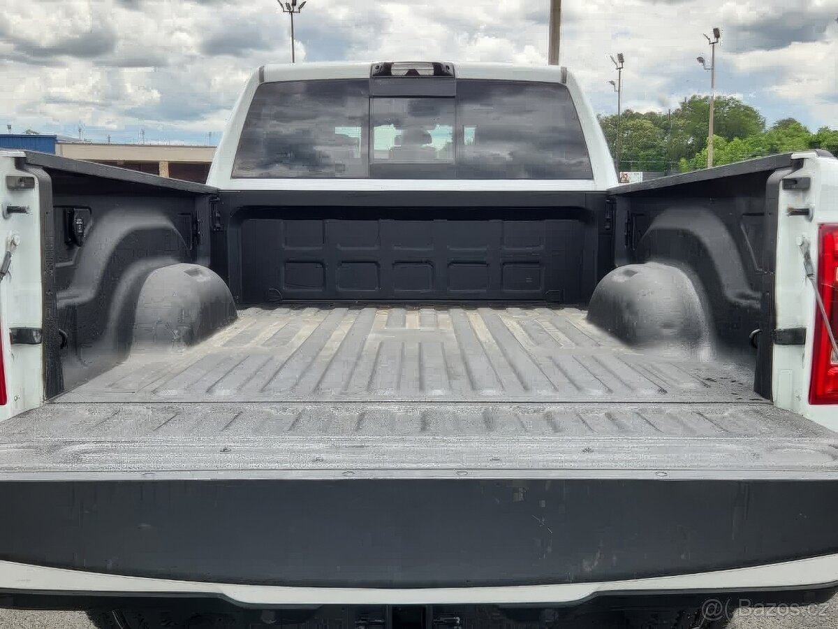 2024 RAM 2500 Laramie Crew Cab 4WD 6.7