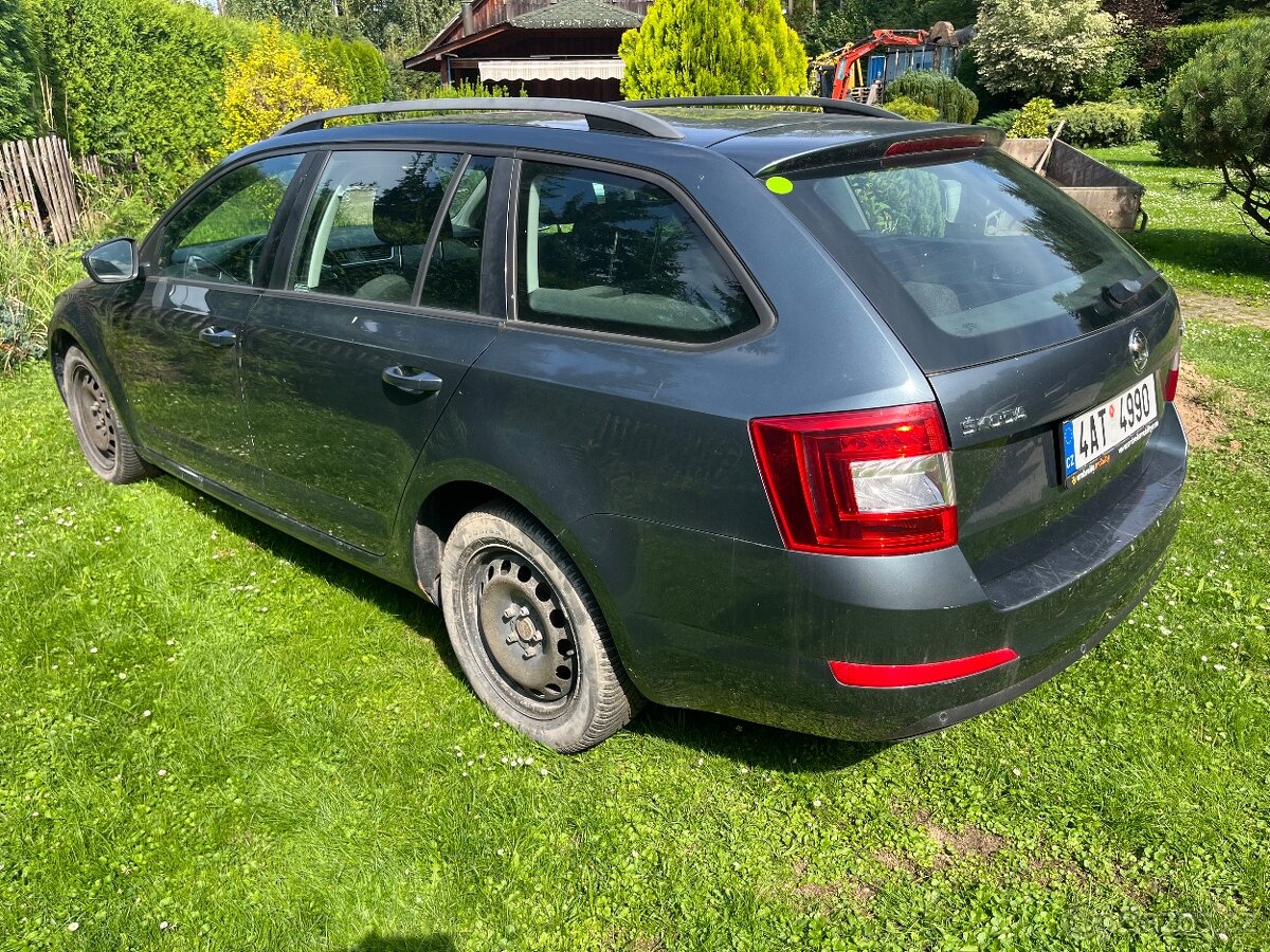 Prodám Škoda Octavia 1.6 TDi dsg - 3