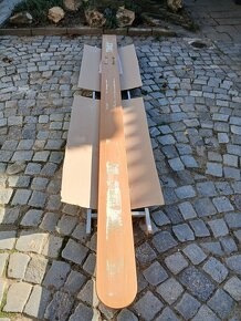 OKRASNÝ PARAPET - 3