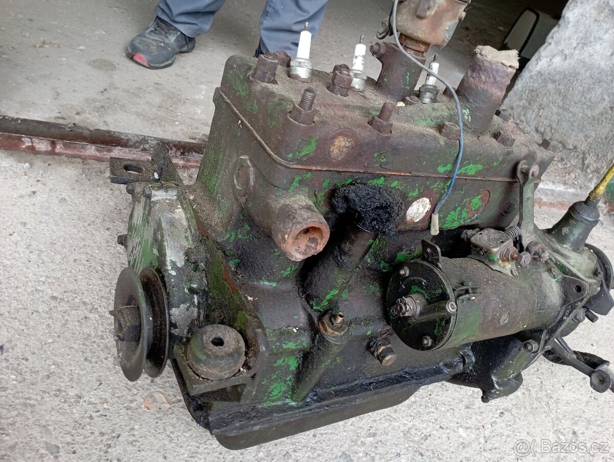 Moskvič 400 401 - 3