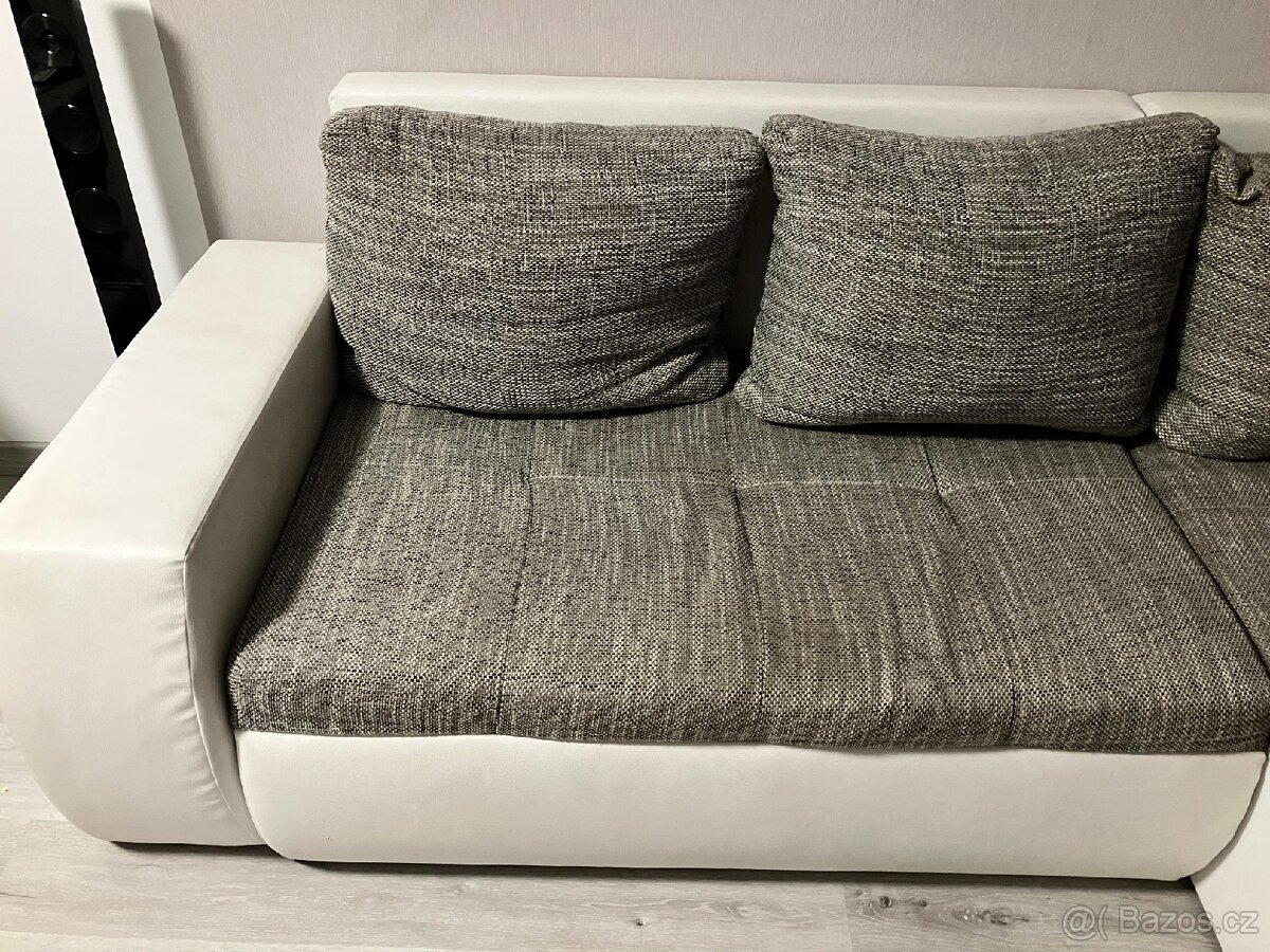 Rozkládací gauč s úložným prostorem - 3