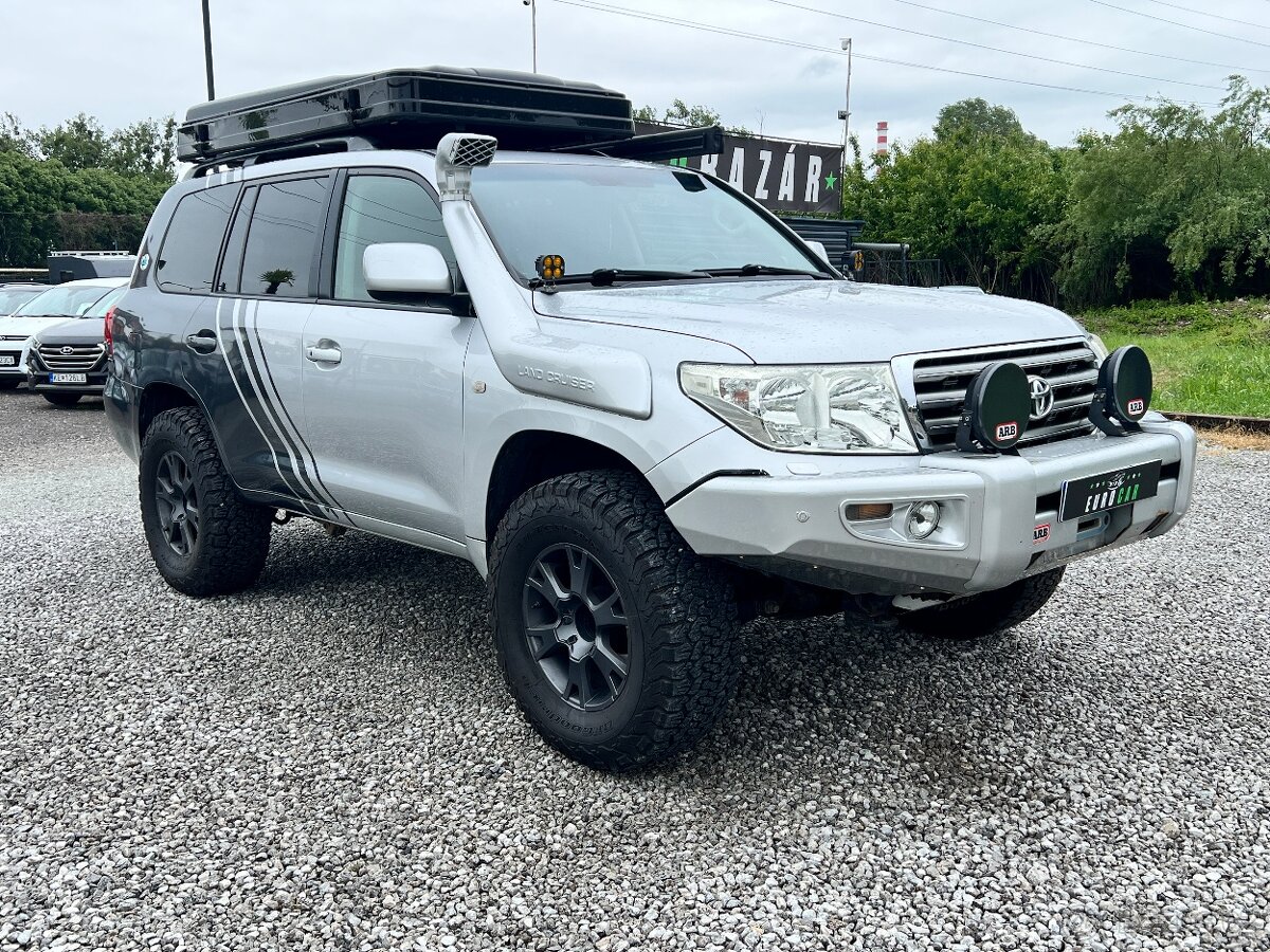 Toyota Landcruiser 200