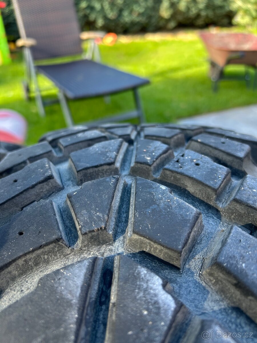 245/70 R16 - 3