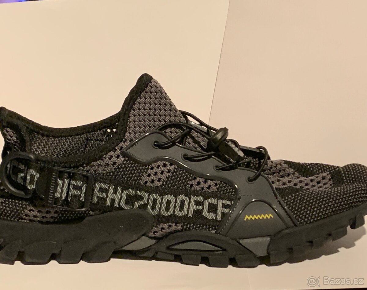 Trekové kvalitní ,..vel.47 - 3