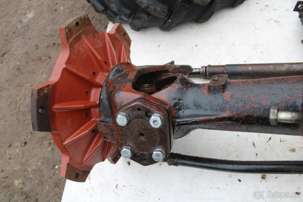 Zetor 7245 přední náprava převodovka kola kardan šrouby - 3