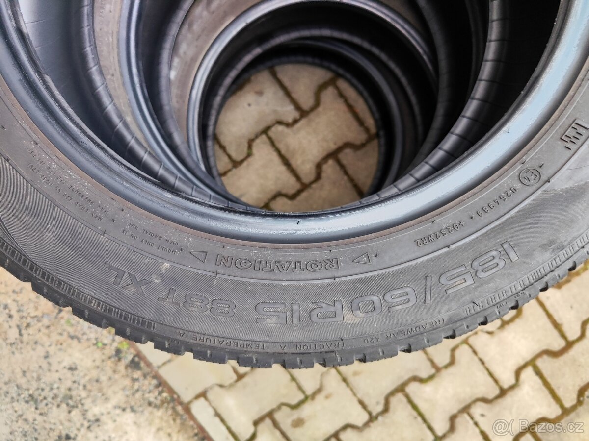 Sada zimních pneu 185/60 R15 - 3