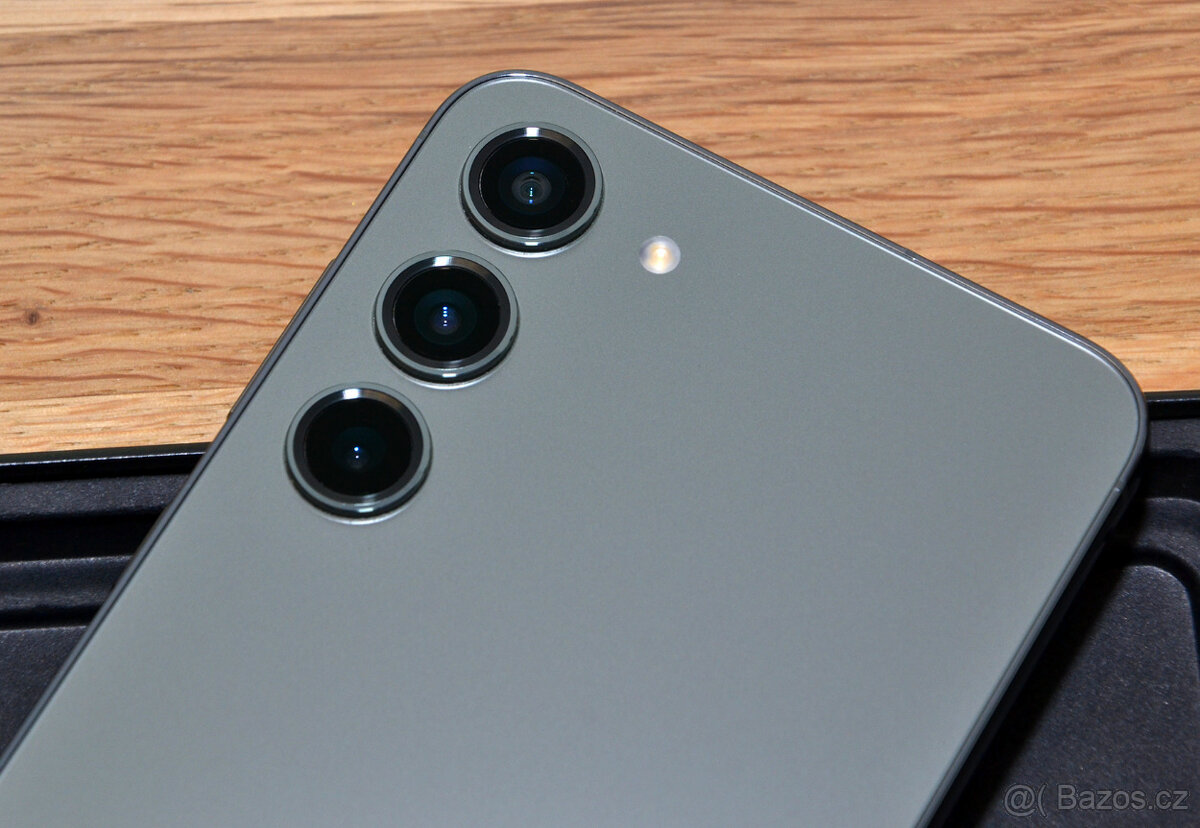 Samsung Galaxy S23+ (512GB) - 100% stav - 3