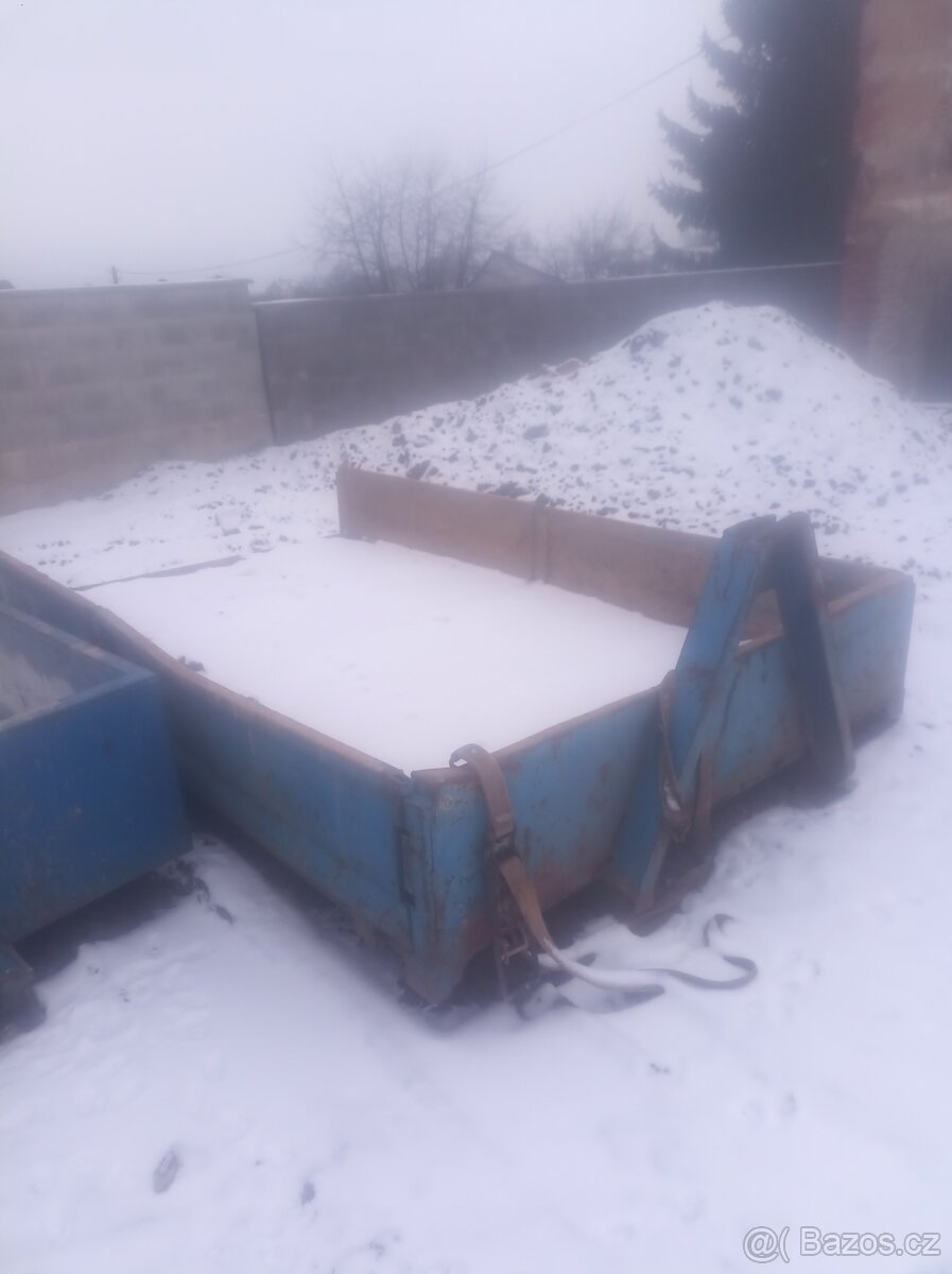 Hákový kontejner - 3