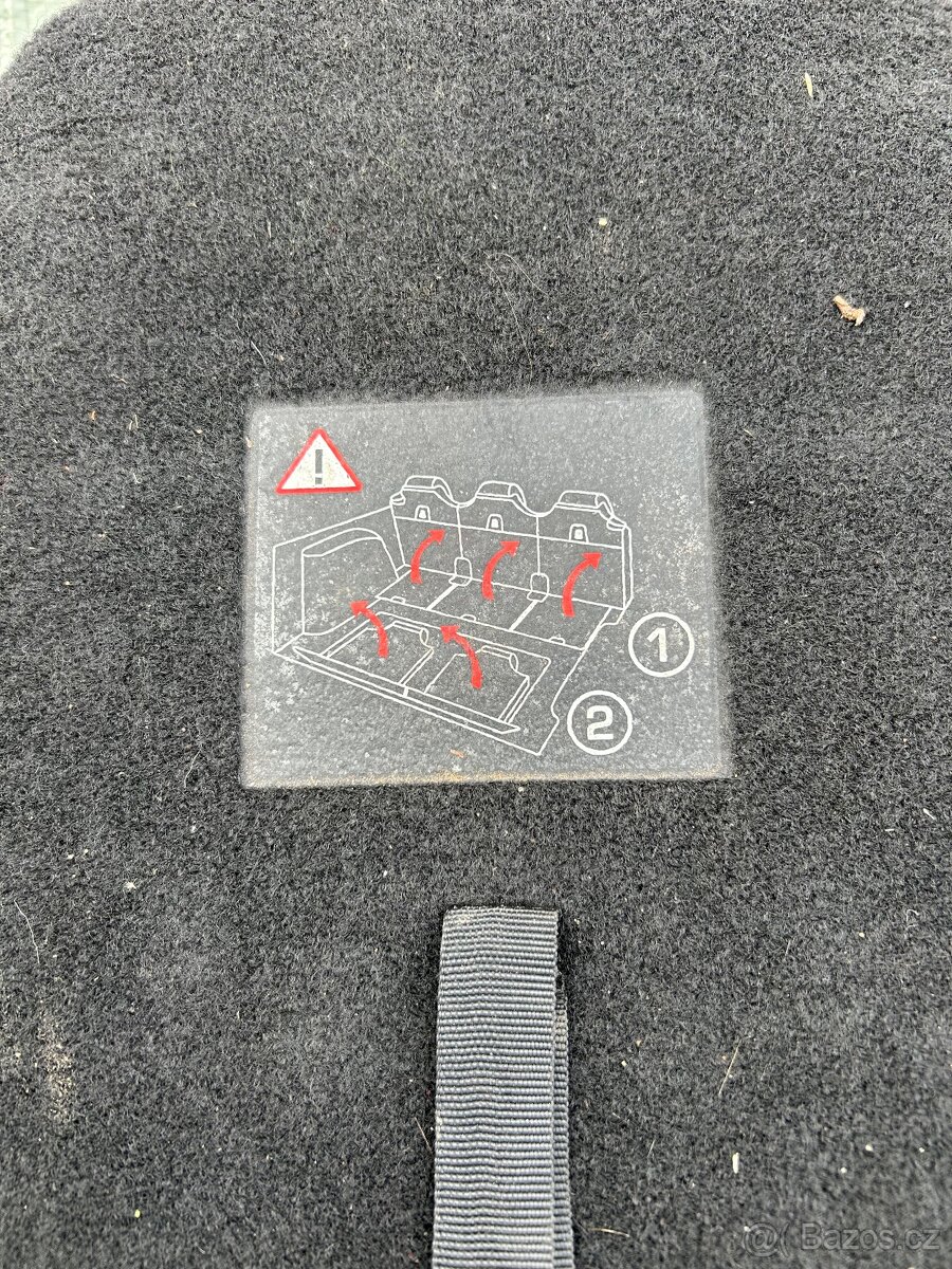 Sedadla Citroën C4 Picasso r.v. 2011 - 3