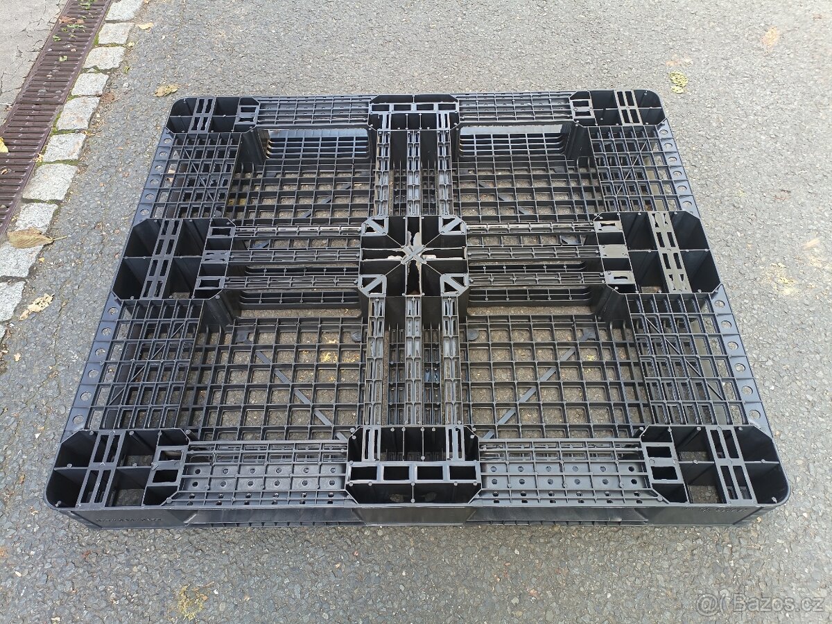 Plastové palety 1130x960x120 - 3