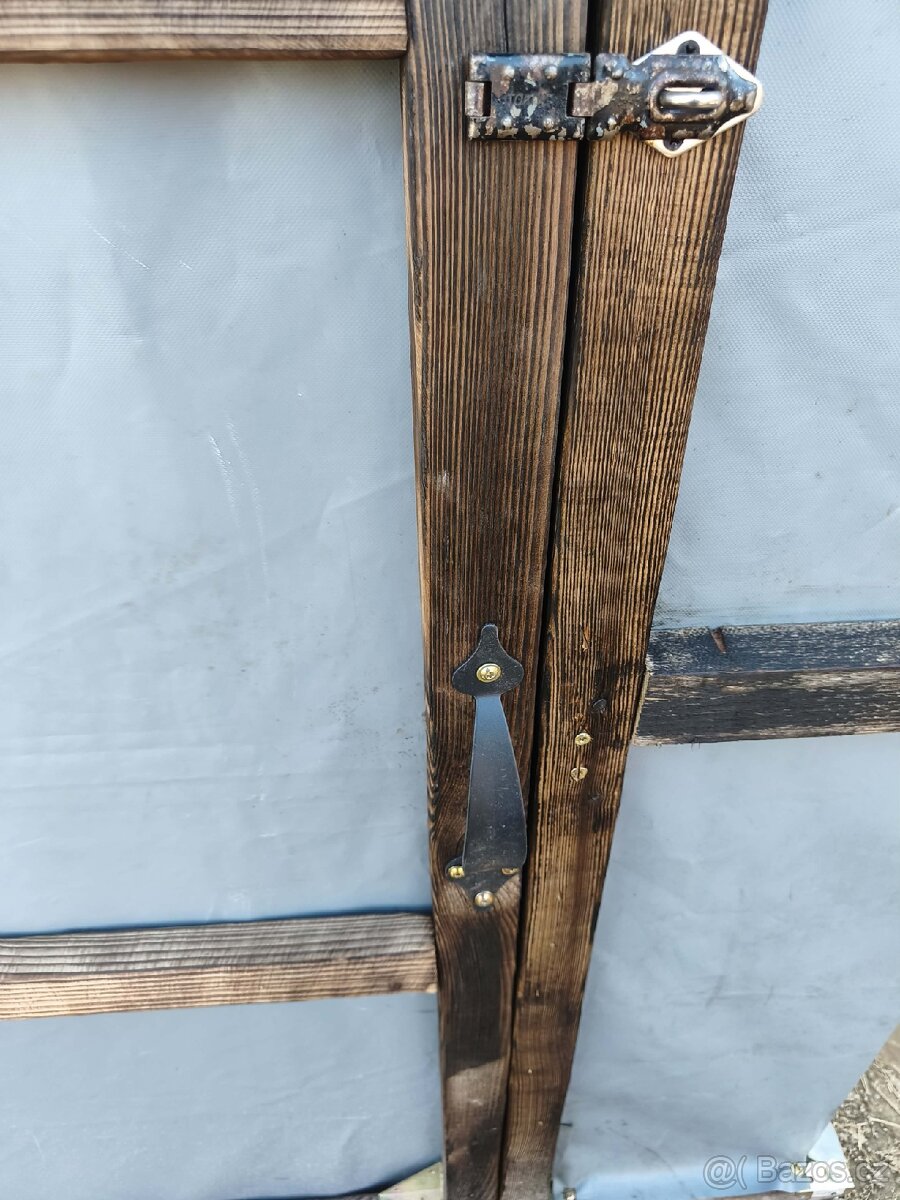 Dřevěný stánek - 3