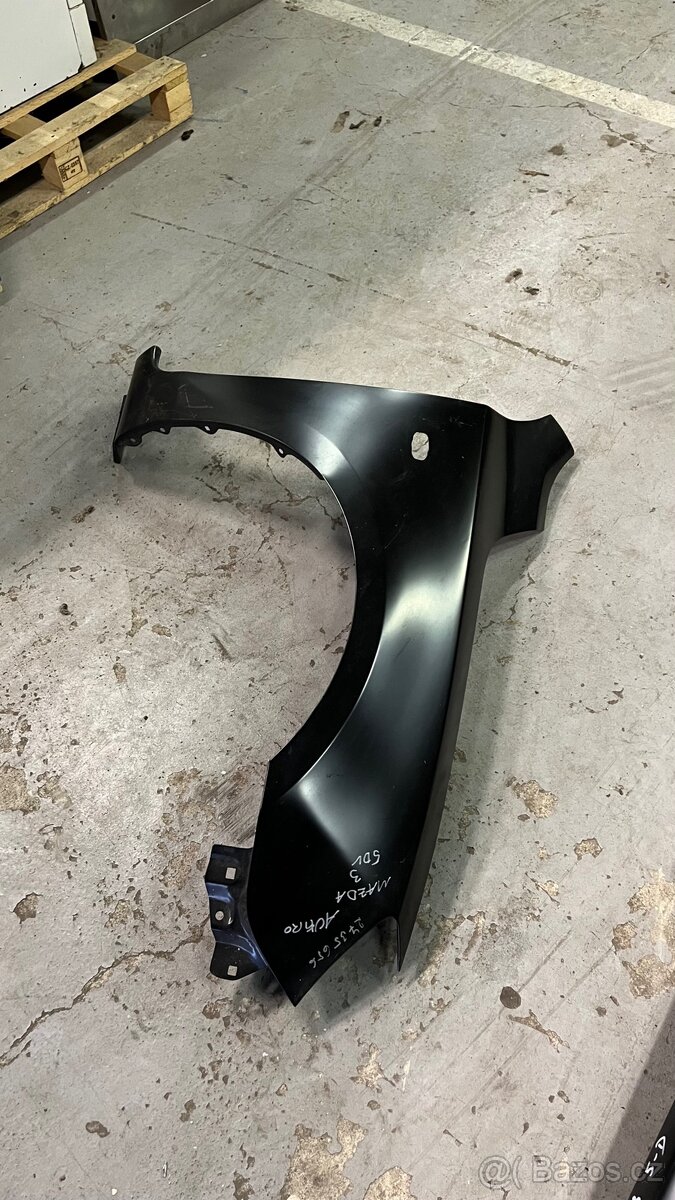 Mazda 3 přední blatníky - 3