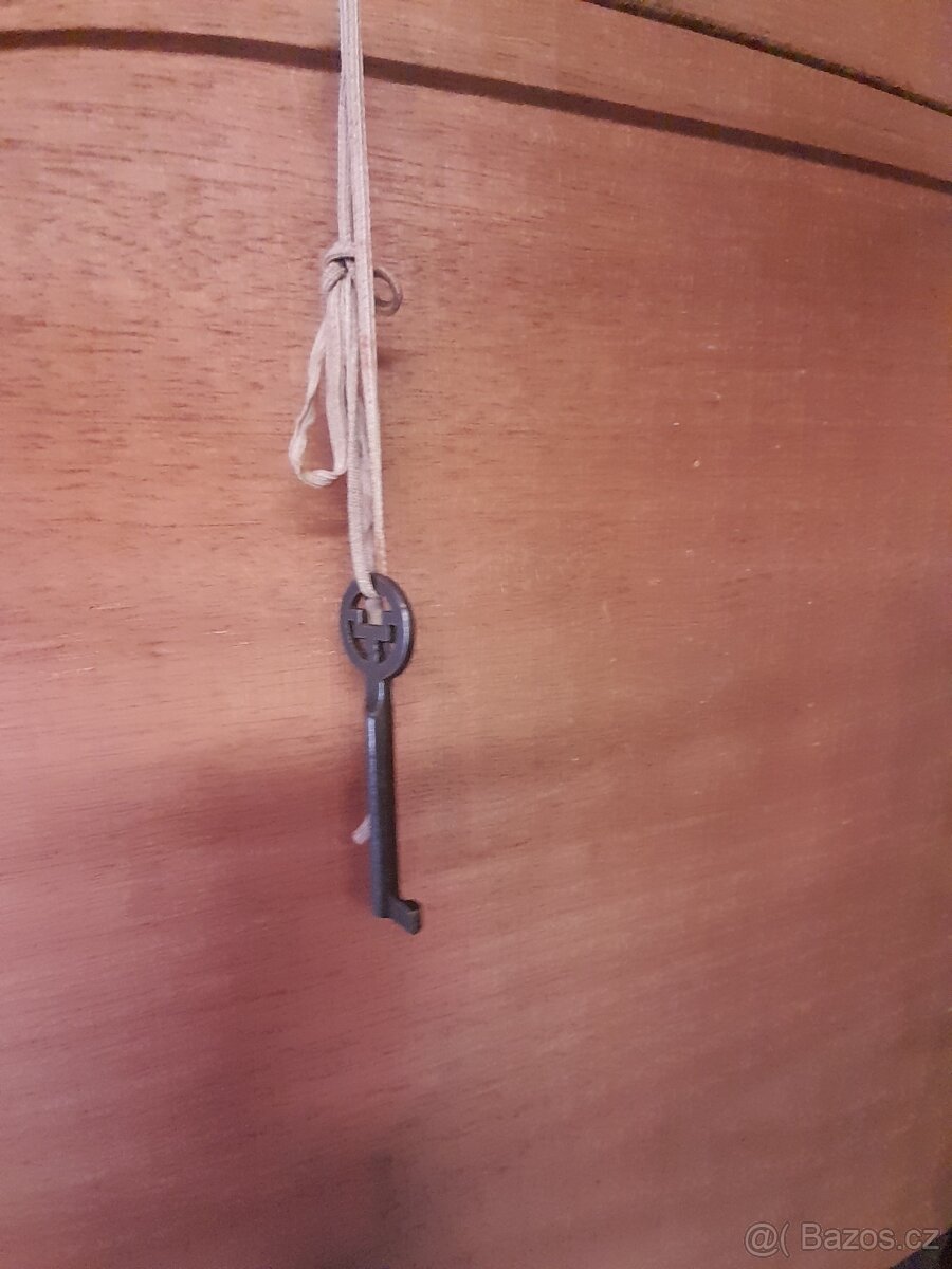 Skříně po babičce - 3