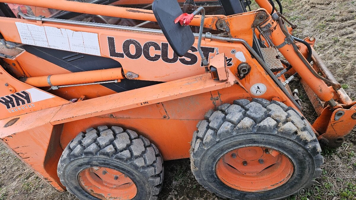 Locust 752 yanmar WAY INDUSTRY KRUPINA 2500H - 3